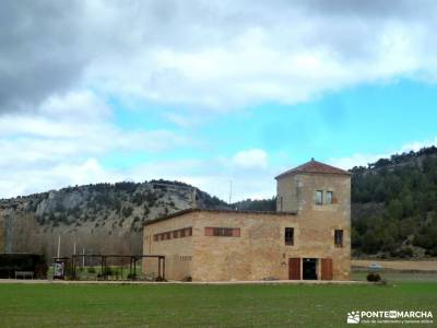 Fuentona y Sabinar de Calatañazor;viajes con encanto villanueva de avila los oscos viajes organizad